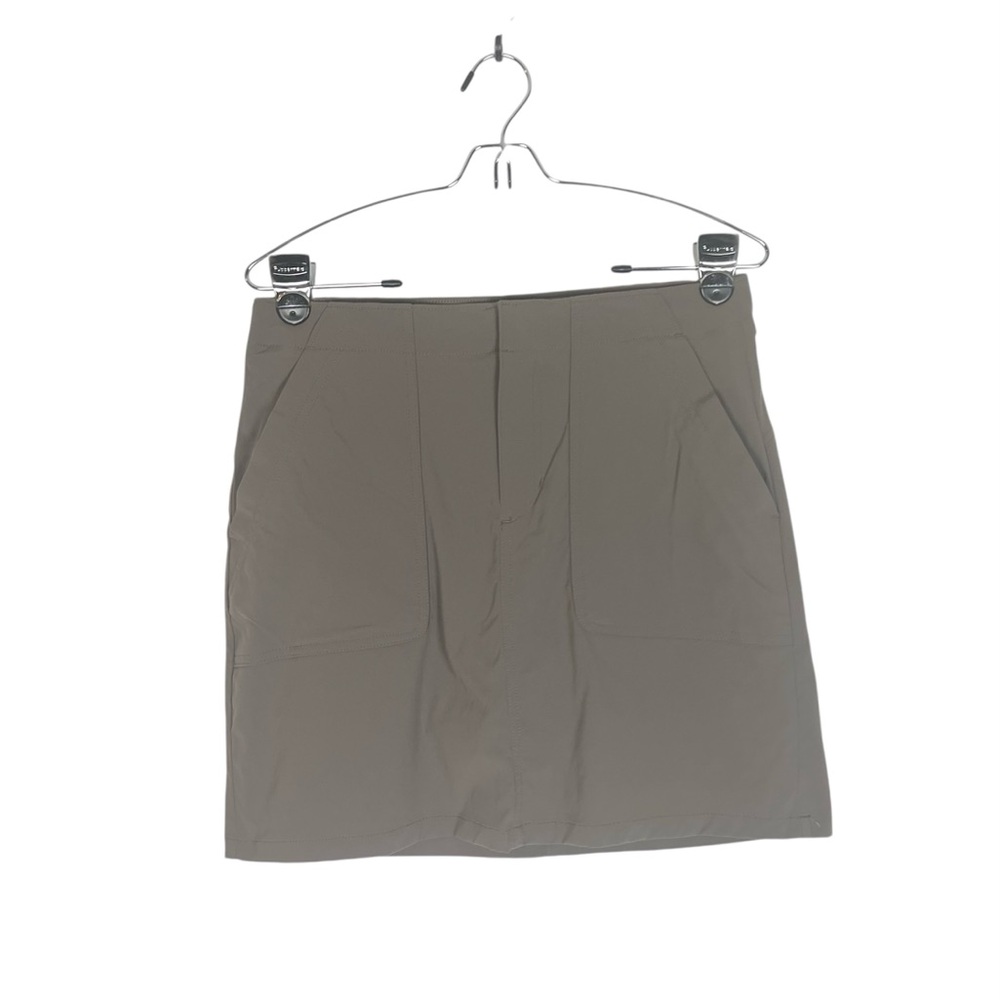 Eddie Bauer skort size 4 mushroom color travel golf‎ activewear